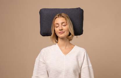 VOLAR Reisekissen, ergonomisches Kopfkissen für erholsamen Schlaf unterwegs - Third of Life